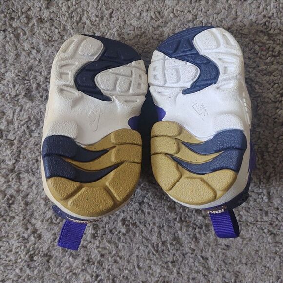 Nike Diamond Turf 2 (TD) Toddler/Infant Sneakers Sz 2C 407913 500 Purple Gold - Picture 6 of 7